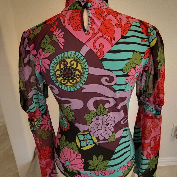 Bisou Bisou Bodysuit - Picture 10 of 12